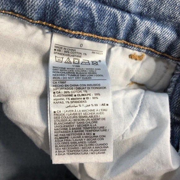 Old Navy Boyfriend Straight Jeans Floral Size 0 Destroyed - Picture 7 of 7